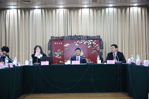 ���ʱ�׼����֯���ټ���ίԱ����ϯ�ѱ������ֻ���