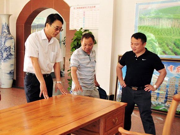 ����ܣ��ӿ��ֲ��ӹ�ҵ��������