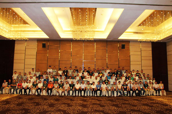 ���ս�Ĥֽ���潺�ϰ��ϸľ��������ָ�Ϸ�����