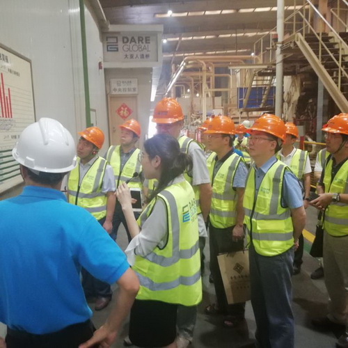 ľ������ר����ҵ���ߡ�ʮ���塰ľ���ҵ�Ƽ���չ������Ƭ��̸���ڵ����ٿ�