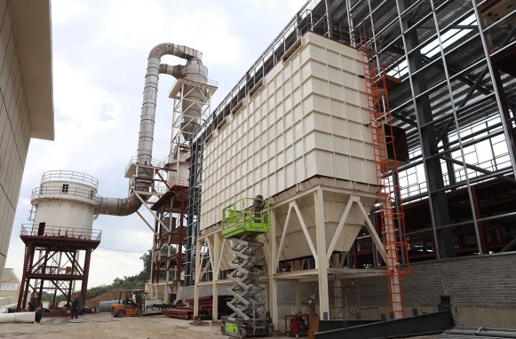 �������������60�������׳����ٻ�������豸��װ�׶�